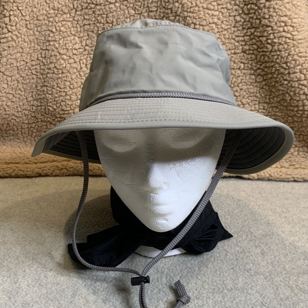 Solar escape, Gray Bucket Hat